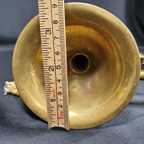 Vintage Brass Bugle Horn with Gold Rope Tassels Decorative Wall Hanging - Picture 8 of 15